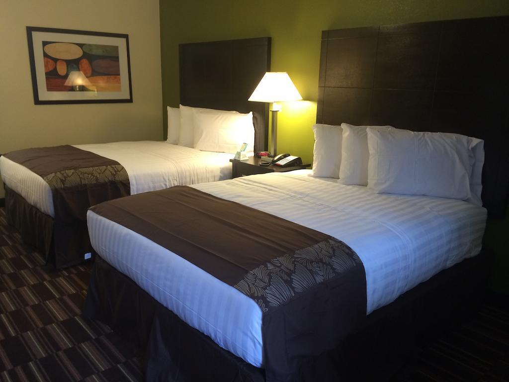 Boarders Inn & Suites By Cobblestone Hotels - Ashland City Kamer foto